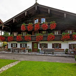 Großhuberhof Apartment